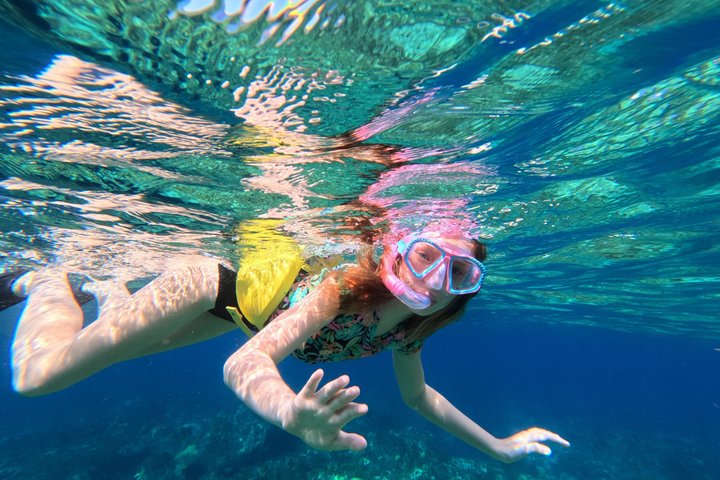 Half Day Snorkel from Providenciales with Visit to Half Moon Bay