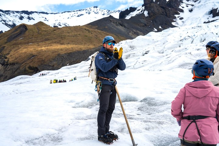 Skaftafell: Blue Ice Glacier Hike on Vatnajökull