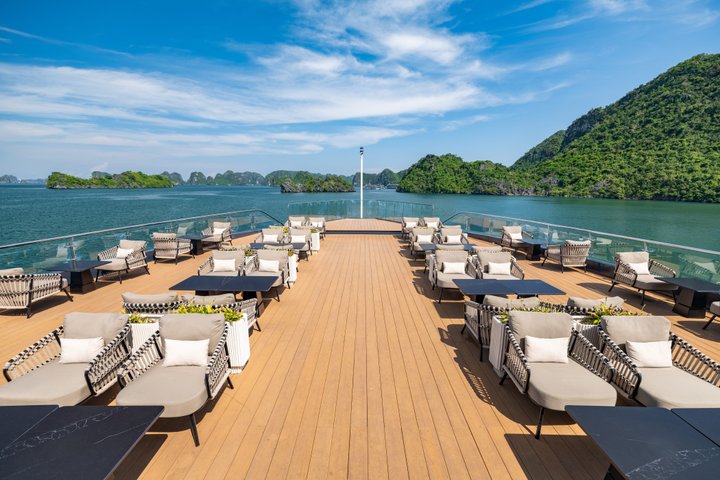 2D1N Elite Lan Ha Bay & Ha Long Bay Cruise with Infinity Pool