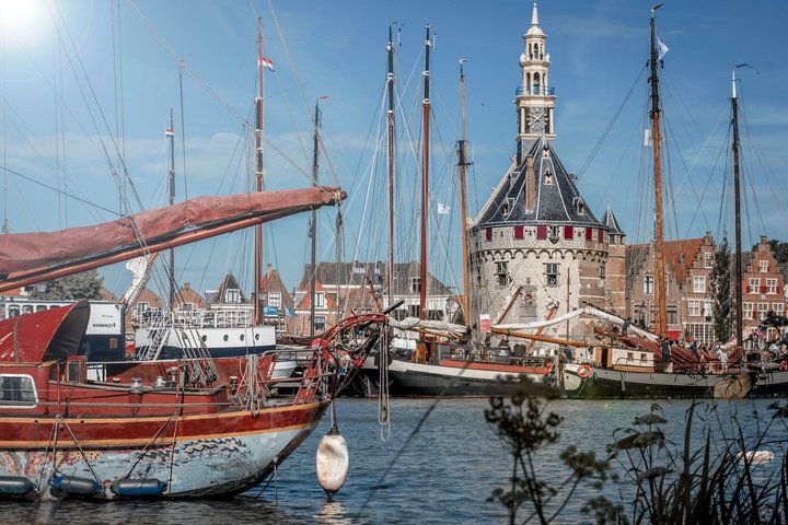 2 Hours Walking Tour Throughout History and Highlights of Hoorn