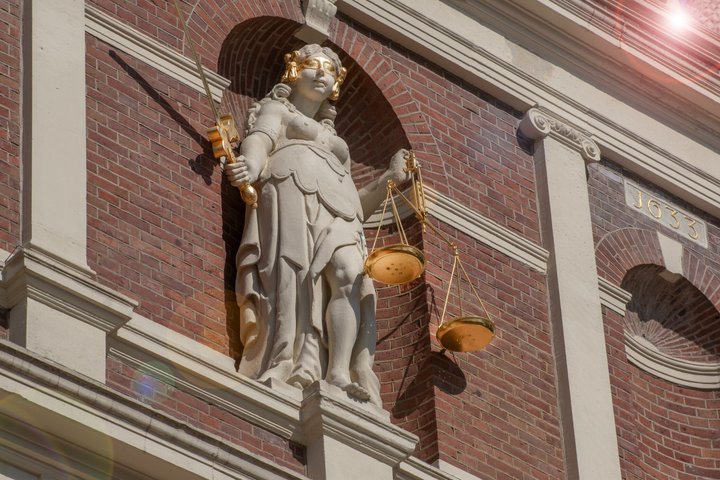 2-Hour Private History and Highlights of Haarlem Walking Tour