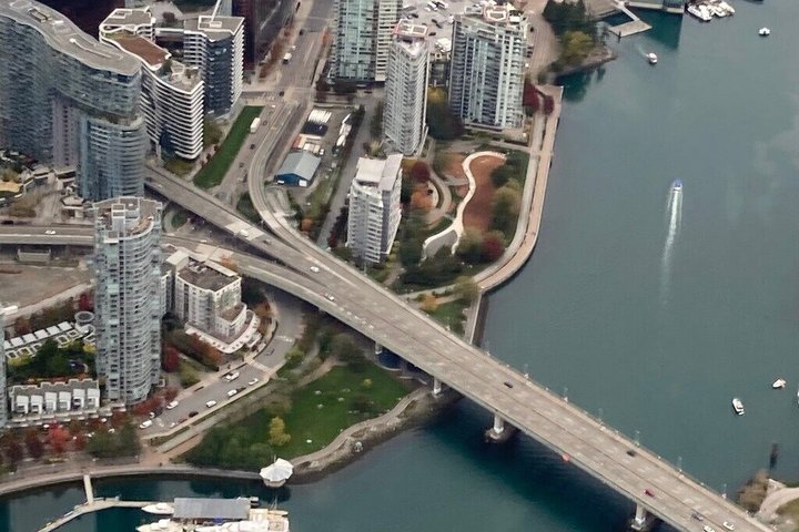 Vancouver Panorama Scenic Seaplane Tour