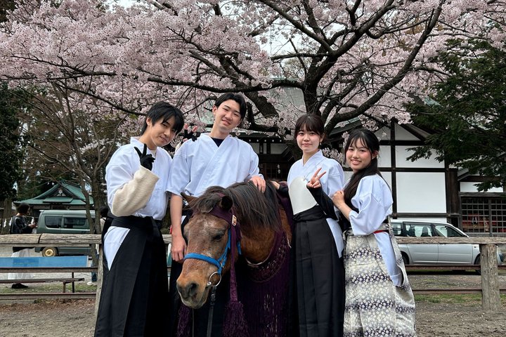 Horseback Archery Experience with Mt. Fuji Views