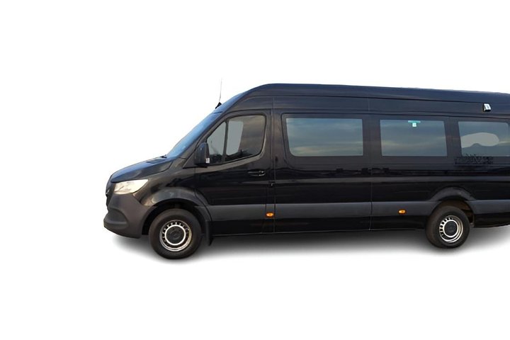 One Way Transfer From AlUla Airport to AlUla Hotels or Vice Versa