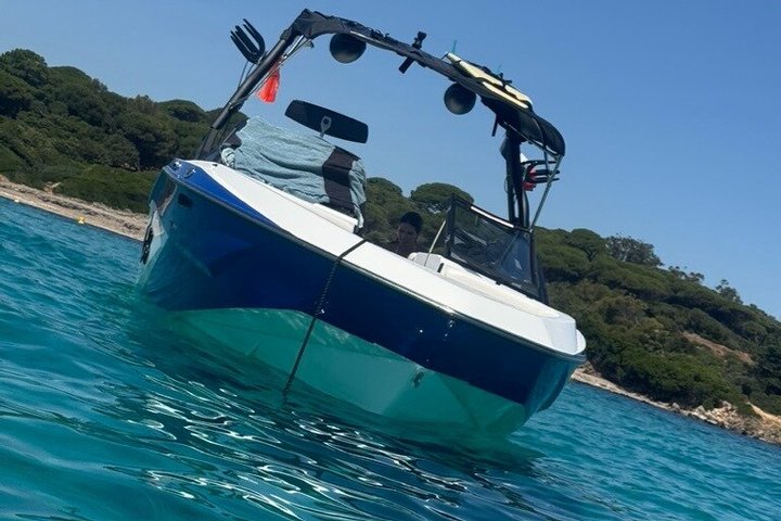 Private Wakesurf Wakeboard & Boat Experience Saint-Tropez