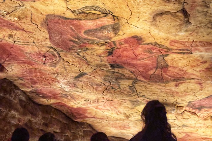 Santillana del Mar & Altamira Museum with tickets- small groups