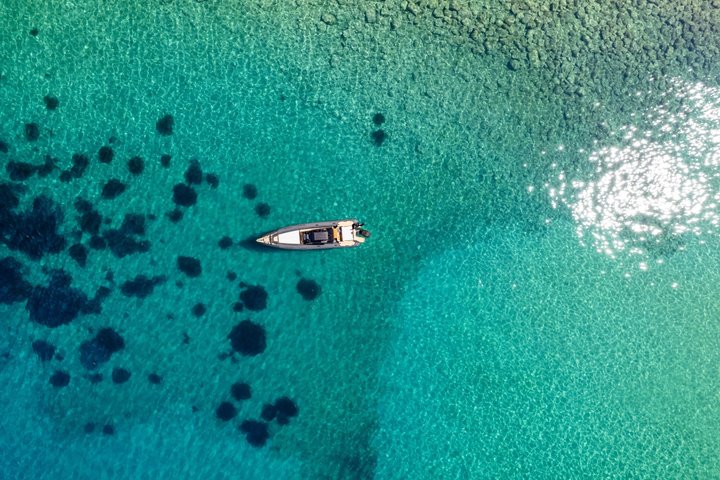 Andros: 4-Hour Cruise to Secluded Beaches (Food & Drinks Incl.)