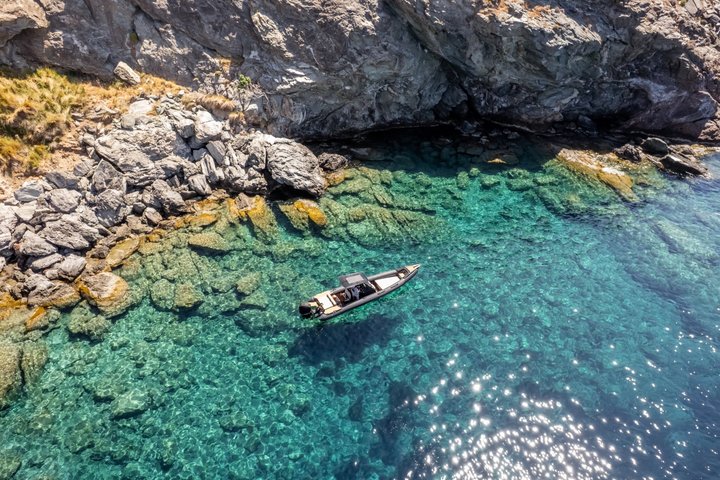 Andros: 4-Hour Cruise to Secluded Beaches (Food & Drinks Incl.)