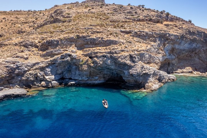 Andros: 4-Hour Cruise to Secluded Beaches (Food & Drinks Incl.)