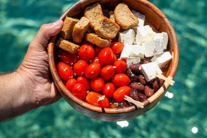 Andros: 4-Hour Cruise to Secluded Beaches (Food & Drinks Incl.)