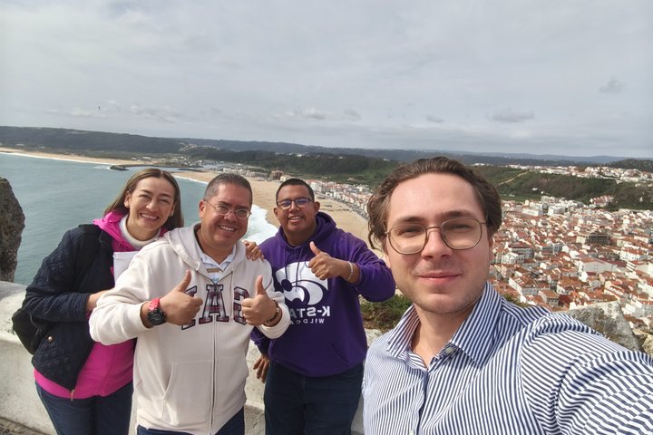 From Fátima: Batalha, Alcobaça, Nazaré Private Tour