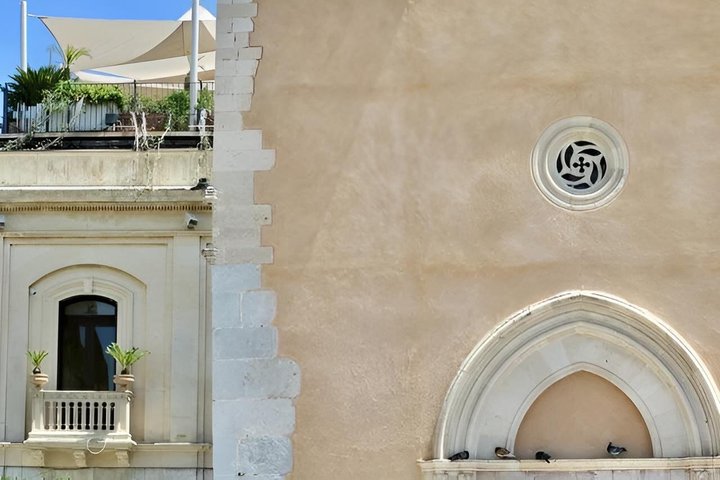 Taormina Castelmola : private cruise tour from Messina