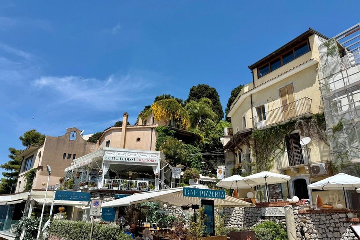 Taormina Castelmola : private cruise tour from Messina
