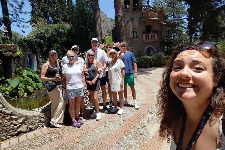 Taormina Castelmola : private cruise tour from Messina
