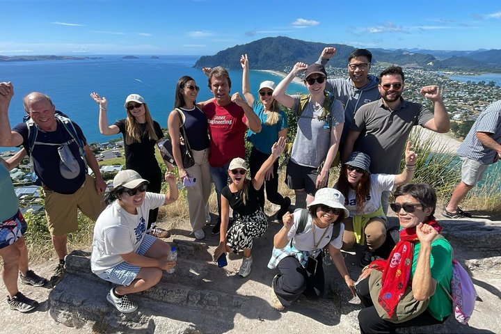 Cathedral Cove & Hot Water Beach Small-Group Tour with Lunch