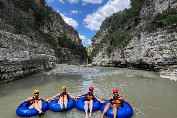 Osum Canyon Rafting & River Tubing
