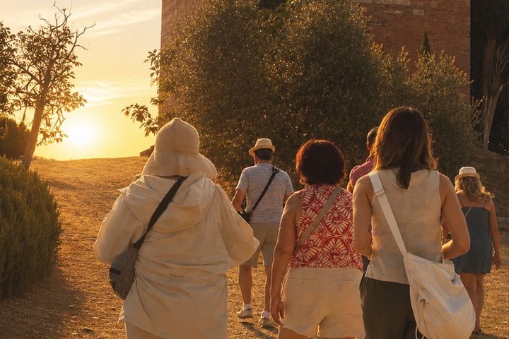 Siena: Chianti Sunset Tour with Dinner & Wine Tasting