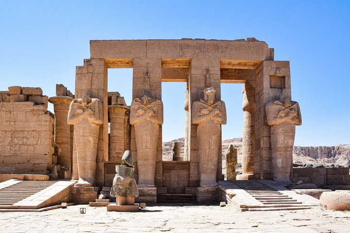 Hurghada: Luxor Valley of the Kings & Tutankhamun Tomb Trip