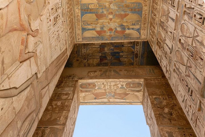 Hurghada: Luxor Valley of the Kings & Tutankhamun Tomb Trip