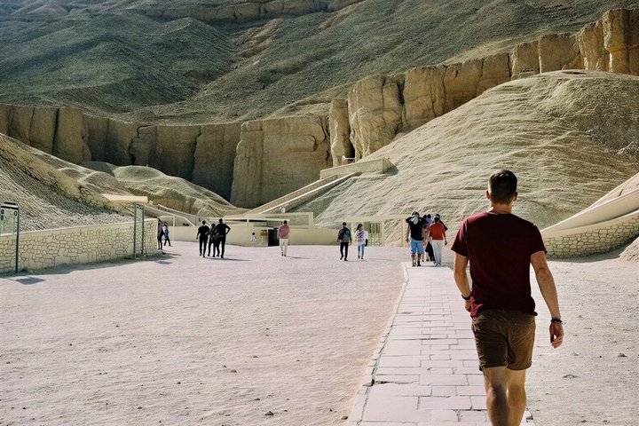 Hurghada: Luxor Valley of the Kings & Tutankhamun Tomb Trip