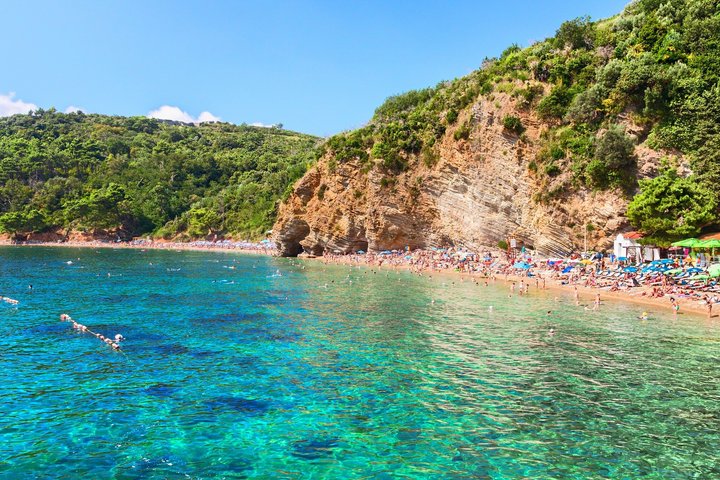 Tirana: Day Tour to Montenegro, Budva and Sveti Stefan