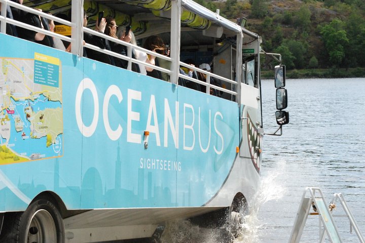 Ocean Bus - Sightseeing with a Splash