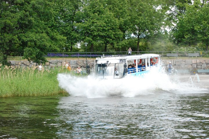Ocean Bus - Sightseeing with a Splash