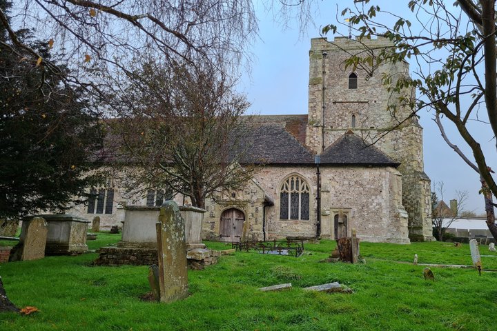 1066 Pevensey Castle and Surroundings Private Guided Tour