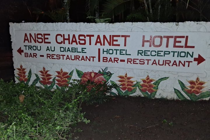 St. Lucia Airport Transfer from UVF to Any Hotel/Resort Private