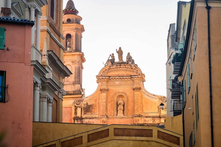 Hello Menton: Private 2-Hour Intro City Walk with Local Guide