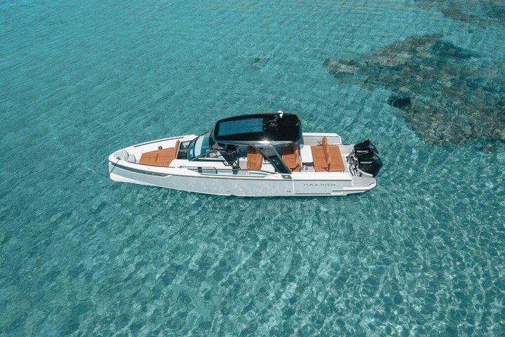 Private Luxury Boat Tour from Cannes to the Lerins Islands