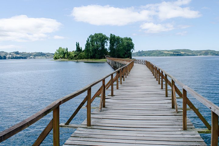 Lemuy Island Heritage & Nature Tour