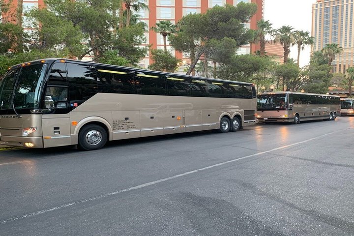 Shuttle Between Las Vegas and Grand Canyon West w/Sunset Option