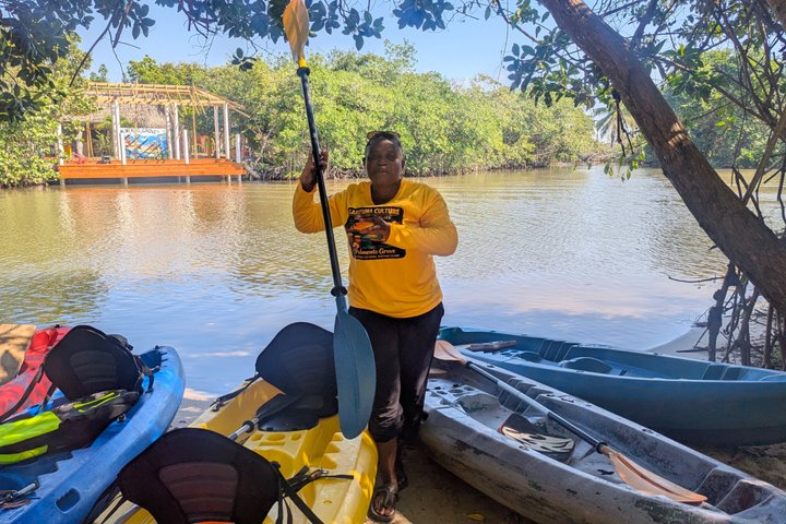 Kalipuna Island Kayak Rental and Nature Experience in Hopkins
