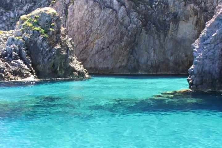 Boat Tour Ponza Palmarola