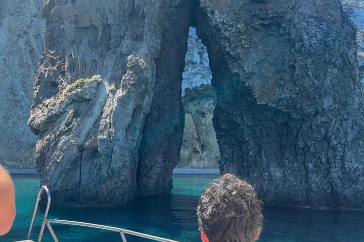 Boat Tour Ponza Palmarola