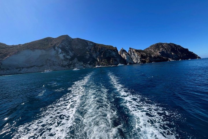Boat Tour Ponza Palmarola
