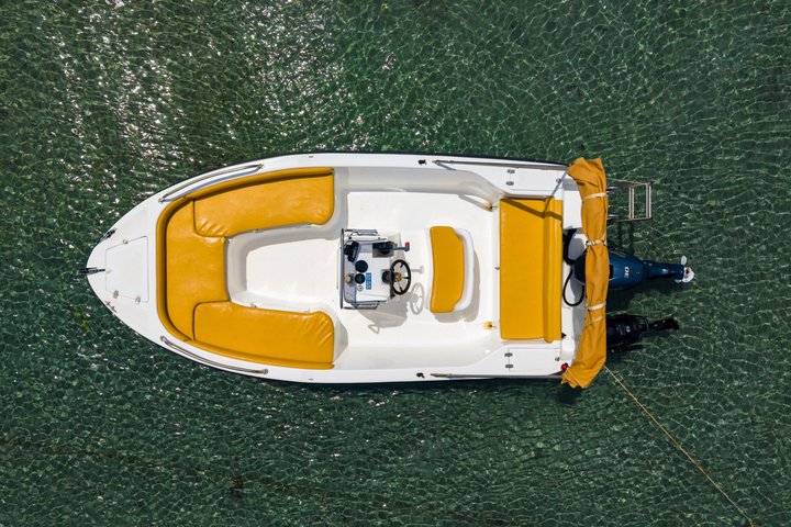 Full-Day Private Boat Rental in Tsilivi – No License Needed