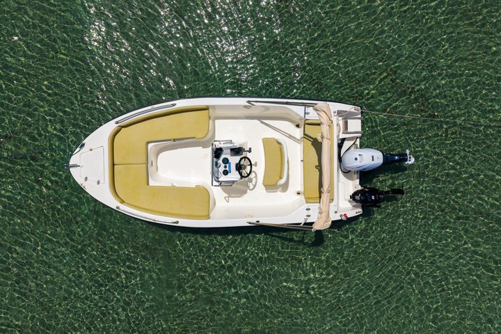 Full-Day Private Boat Rental in Tsilivi – No License Needed