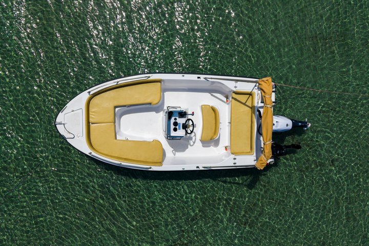Full-Day Private Boat Rental in Tsilivi – No License Needed