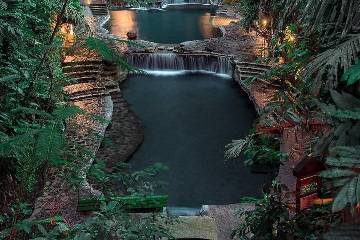 Manila Hidden Valley Springs Day Tour with Lunch
