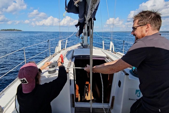 Pula: Half-Day Sailing with Drinks, SUP & GoPro (Max 7 Guests)