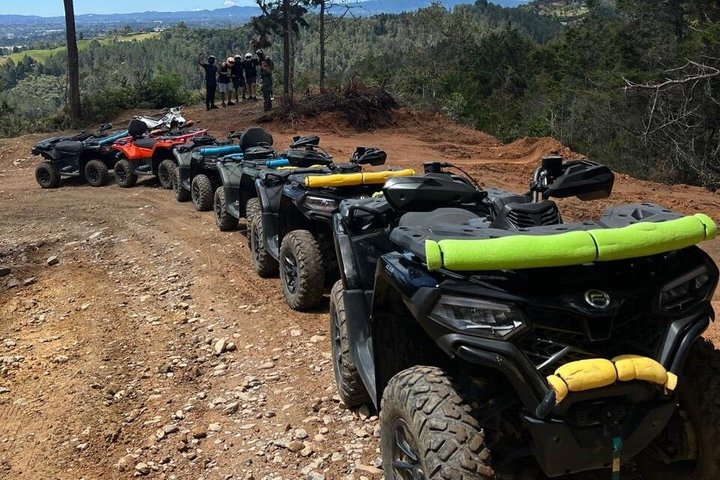 Medellin : Off-Road Adventure in ATV, Quad-Adrenalin-waterfall