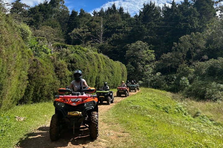 Medellin : Off-Road Adventure in ATV, Quad-Adrenalin-waterfall