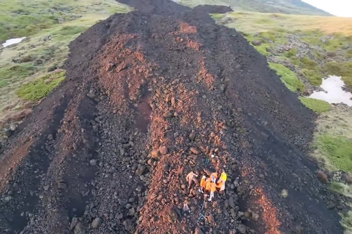 Etna Jeep OffRoad Tour: Lava Flows,Etna Wines,Lunch at 6,561 ft