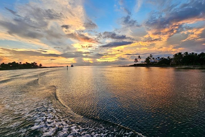 Gulf of Mexico Sunset Cruise from Naples