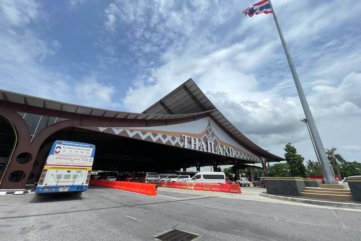 Cross Border Service Vientiane Laos to NongKhai Thailand