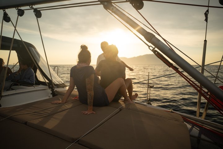 Milos Luxury Sailboat Cruise to Kleftiko Bay with Meal and Drinks