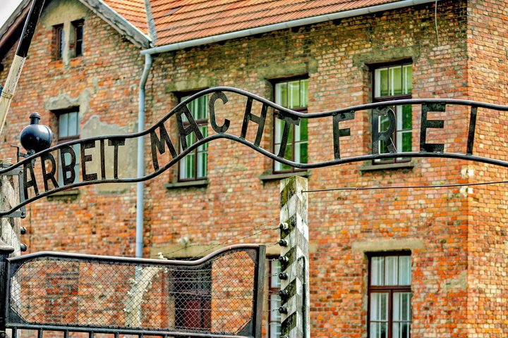 Oswiecim Auschwitz-Birkenau Museum with Audio Guide No Ticket