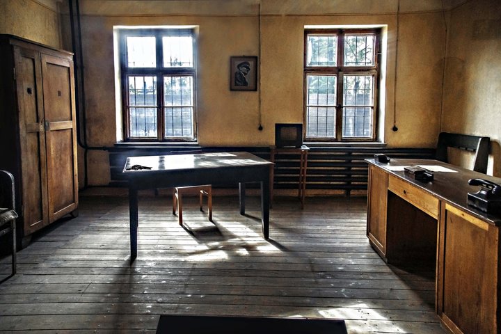 Oswiecim Auschwitz-Birkenau Museum with Audio Guide No Ticket